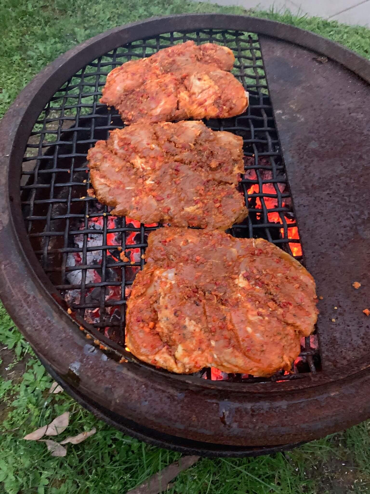How To Light a Charcoal Grill (Simple Steps) Simply Meat Smoking