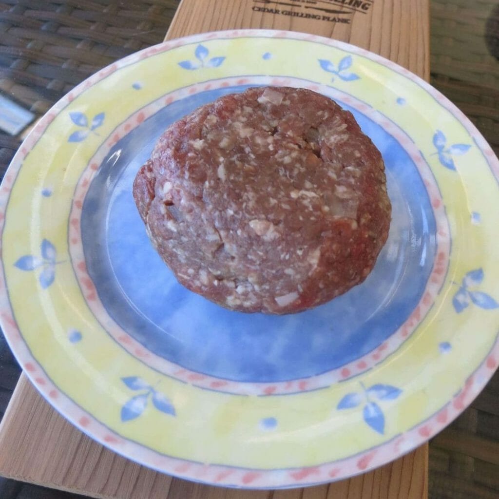 Cedar Planked Burger (5 Simple Steps to an EPIC Burger) Simply Meat