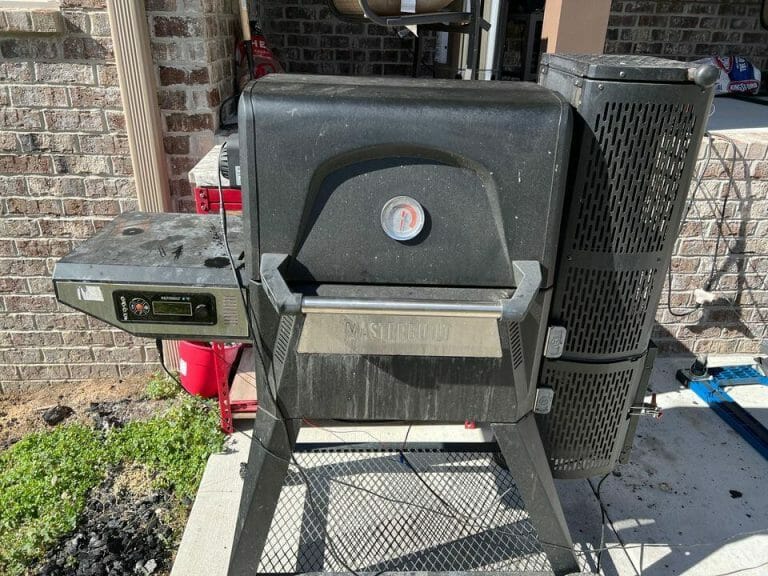Guide to Gravity Feed Smokers — What Is It & How Does It Work? Simply