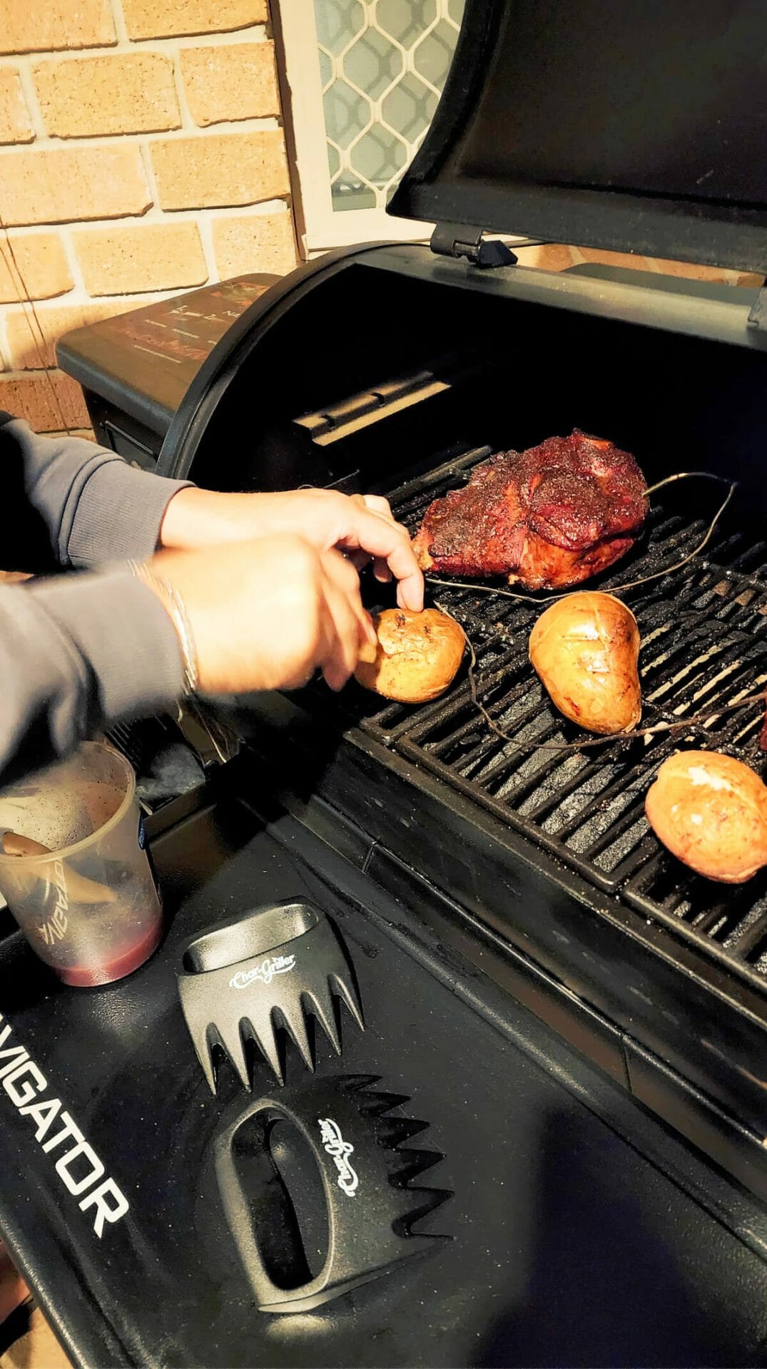 Smoked Cheesy Potatoes (4 Simple Steps) Simply Meat Smoking