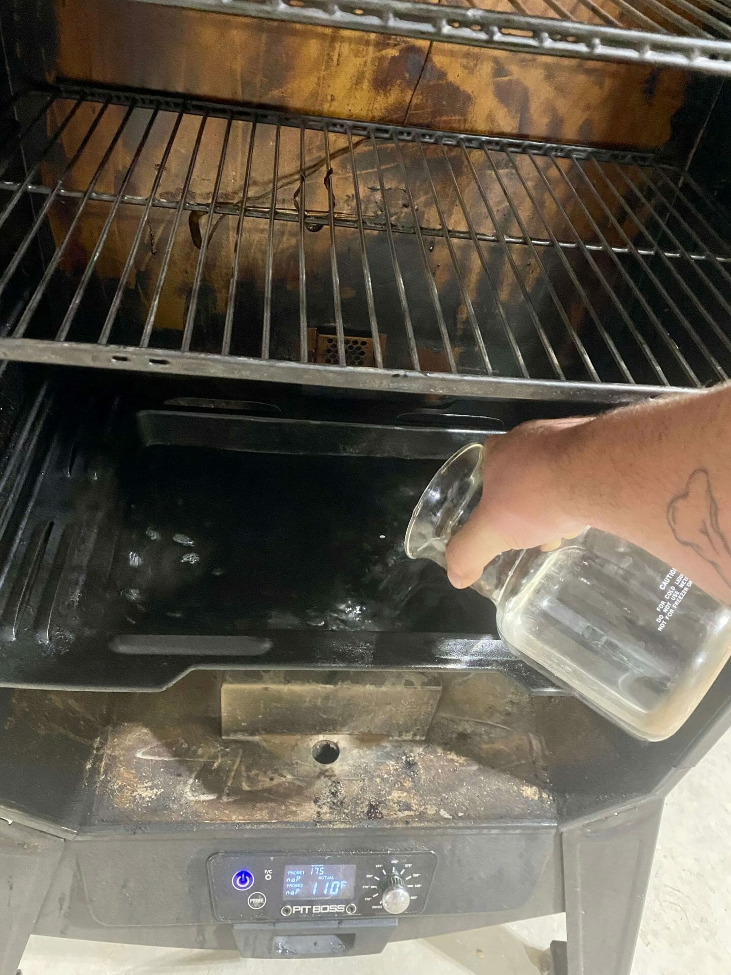 Water Pan for Brisket Should You Use One? If So How? Simply Meat