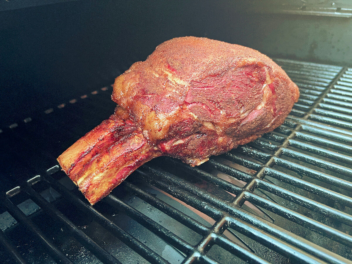 BoneIn Vs Boneless Prime Rib Which One Is Better? Simply Meat Smoking